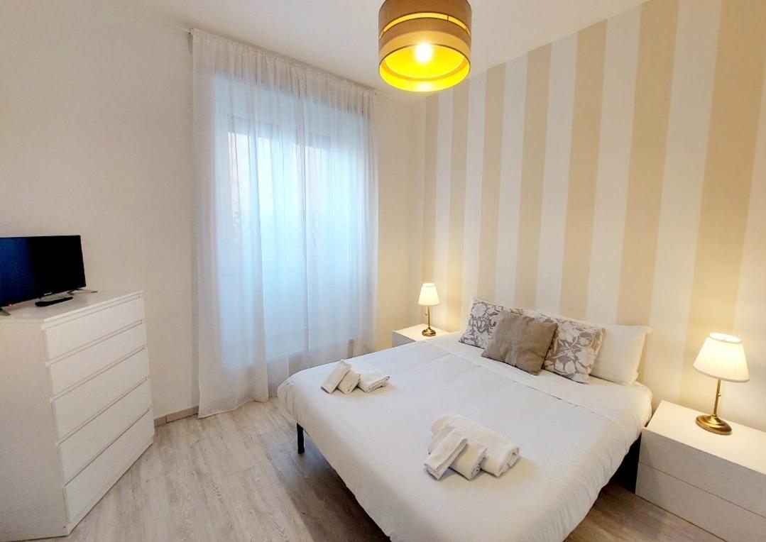 Bbhome Stylish Gold Apartment Near Trastevere Station Rome Exterior photo